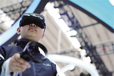 小散配资 AI眼镜赛道火热&#32;新品迭代加速